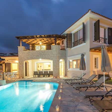 Resitour - Perneri Four Bedroom Villa Paphos Exterior photo